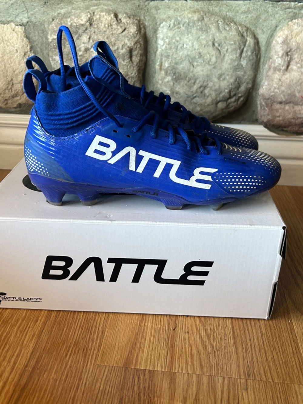 Battle 8.5 cleats men’s - Picture 3 of 5